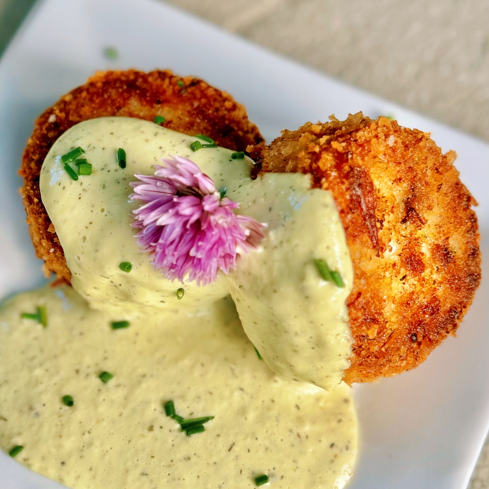 Will's Crab Cakes with Lemon Dill Sauce