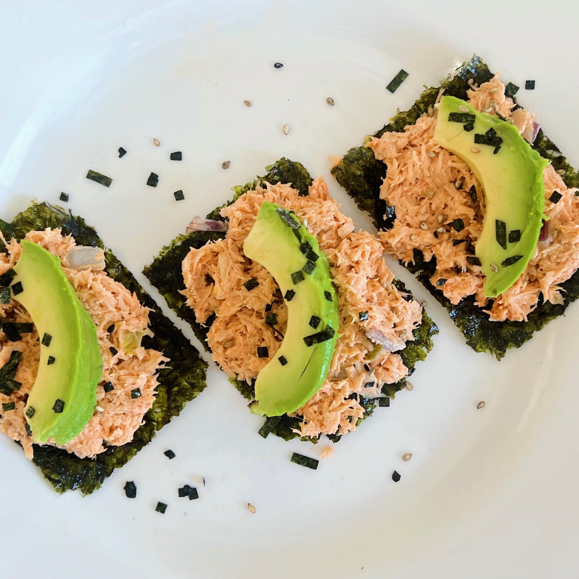 Spicy Tuna & Avocado Sushi Bites