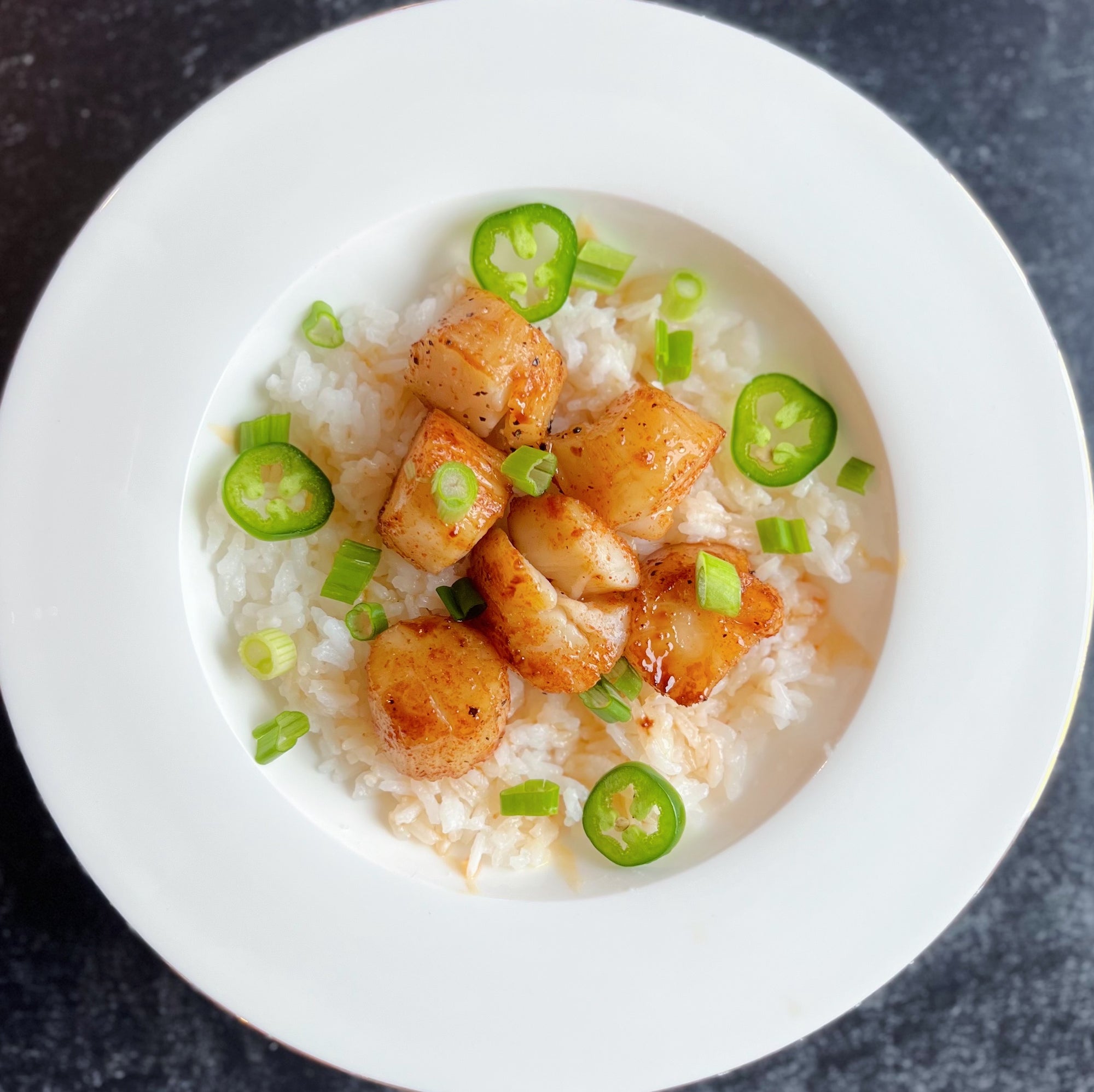 Hot Honey Scallop Bowl